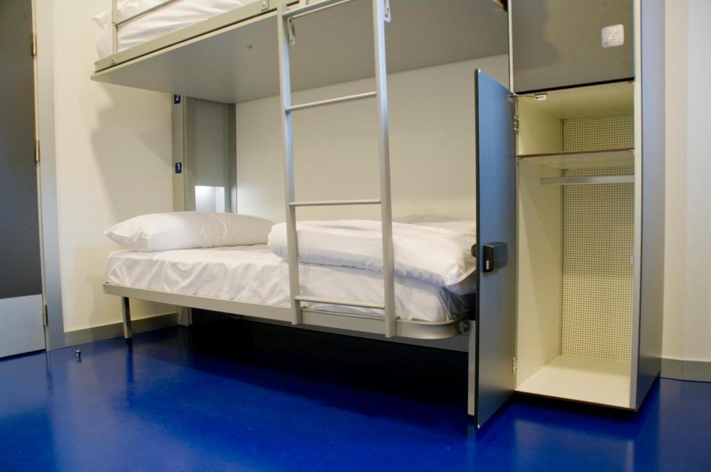 Bbk Bilbao Good Hostel Bilik gambar
