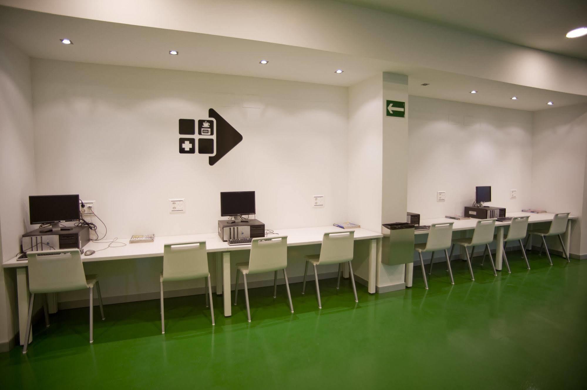 Bbk Bilbao Good Hostel Luaran gambar
